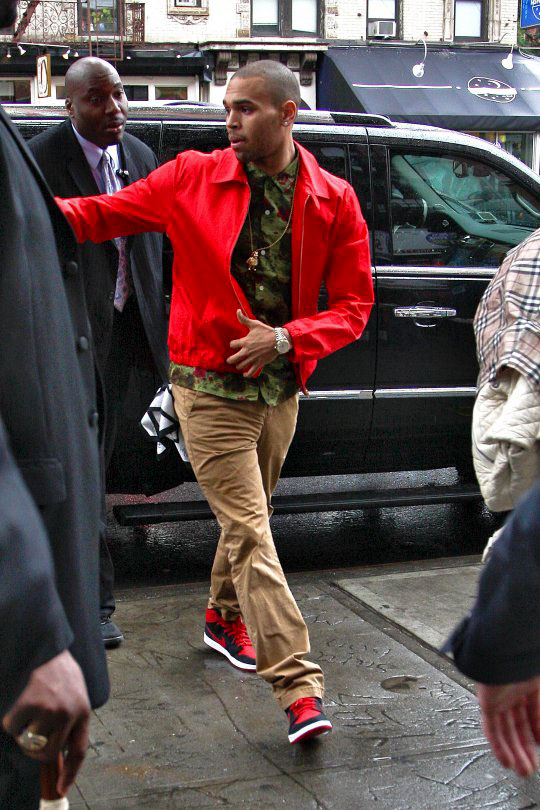 Chris Brown in Supreme 'Hawaiian' Shirt Jordan 1 | SWGRUS